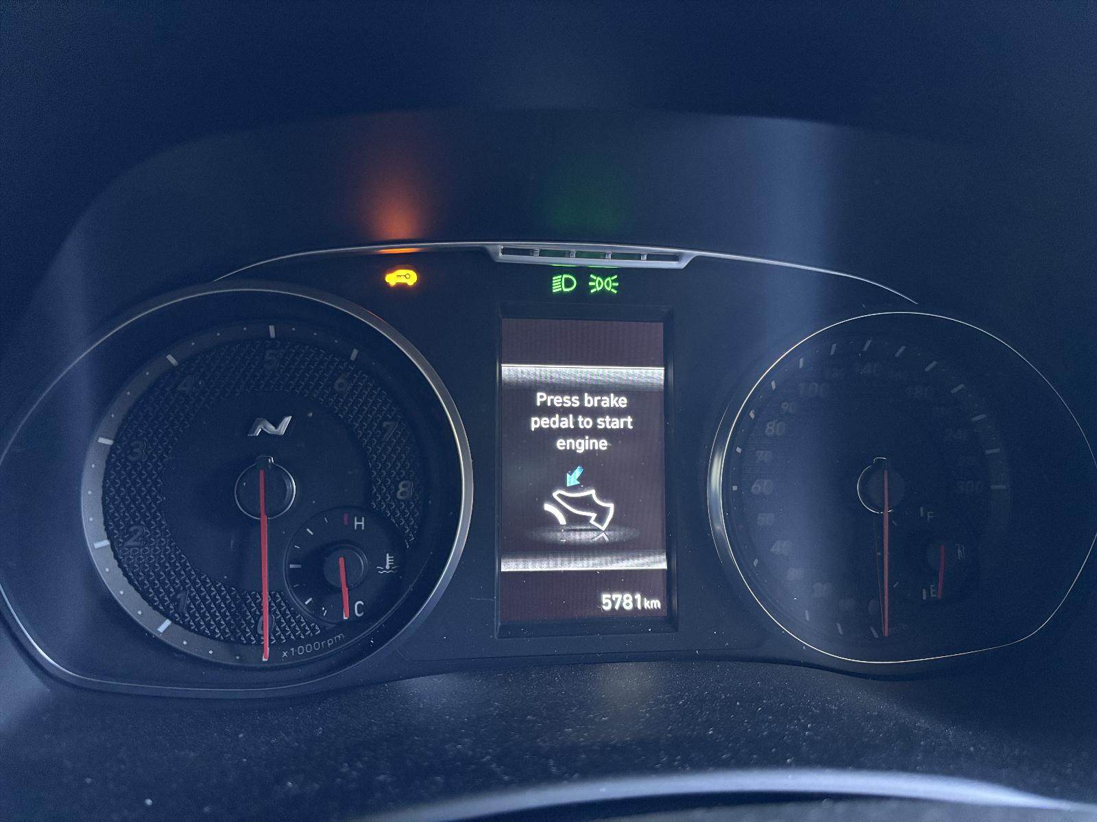 View Auto part Alternator Hyundai I30 2023