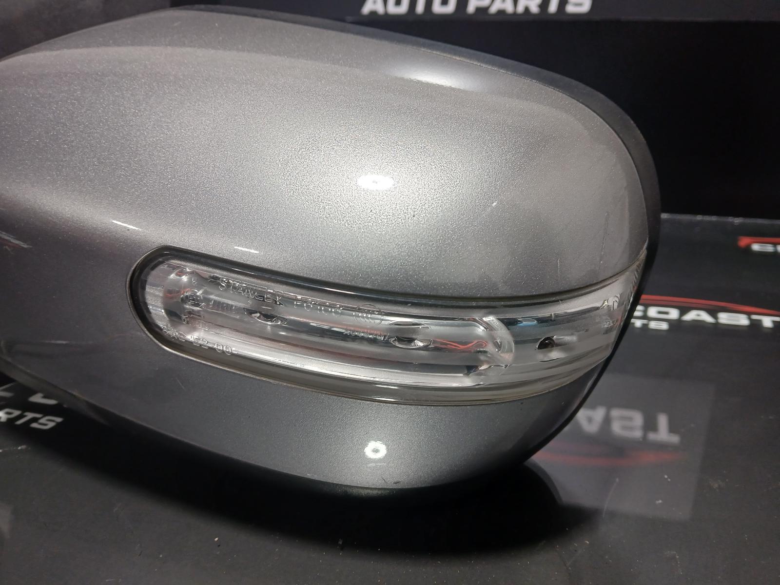 View Auto part Left Door Mirror Mazda Cx7 2010