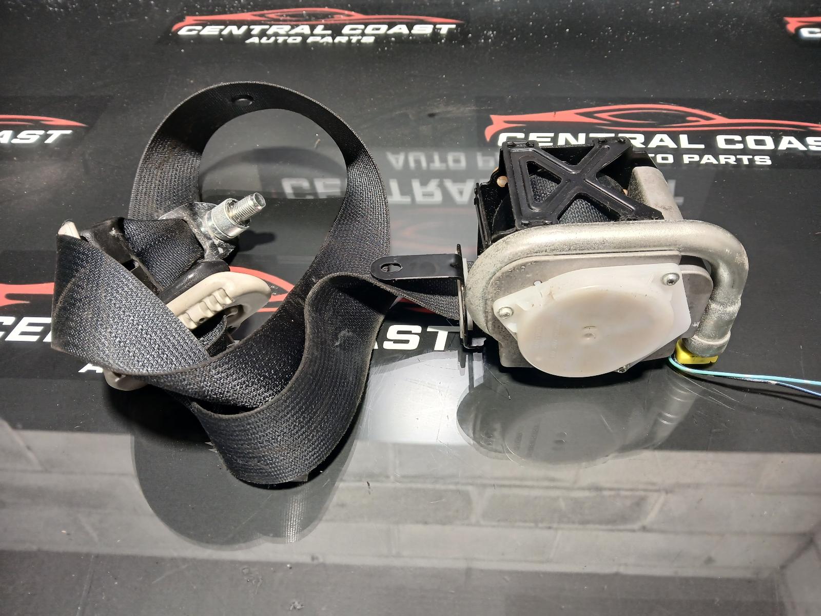 View Auto part Seatbelt/Stalk Mazda Cx7 2010