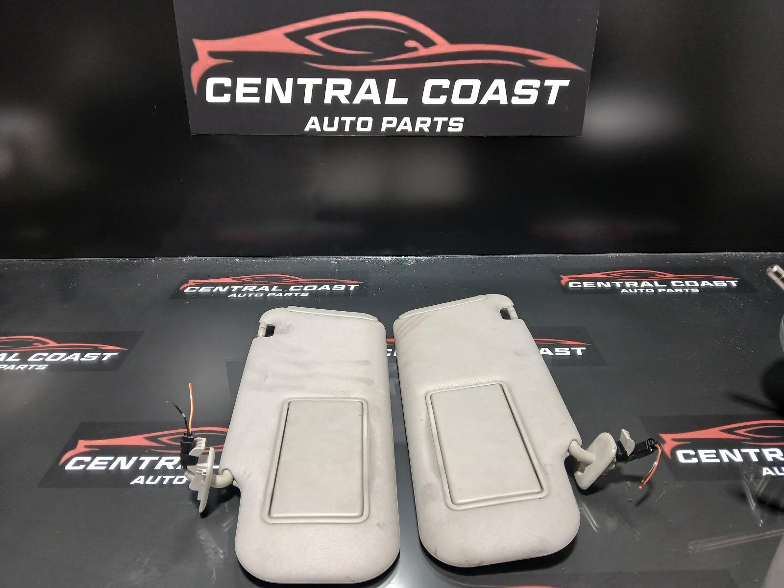 View Auto part Sunvisor Mazda Cx7 2010