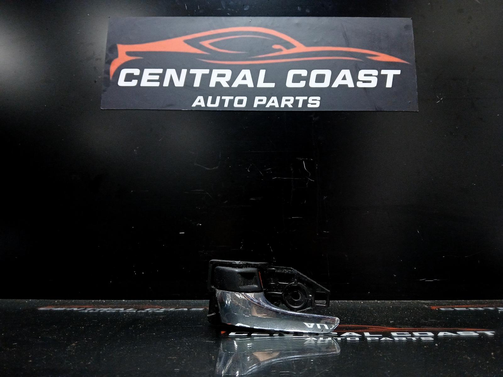 View Auto part Door Handle Toyota Camry 2016