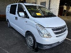 View Auto part Jack/Tool Kit Hyundai Iload/imax 2011