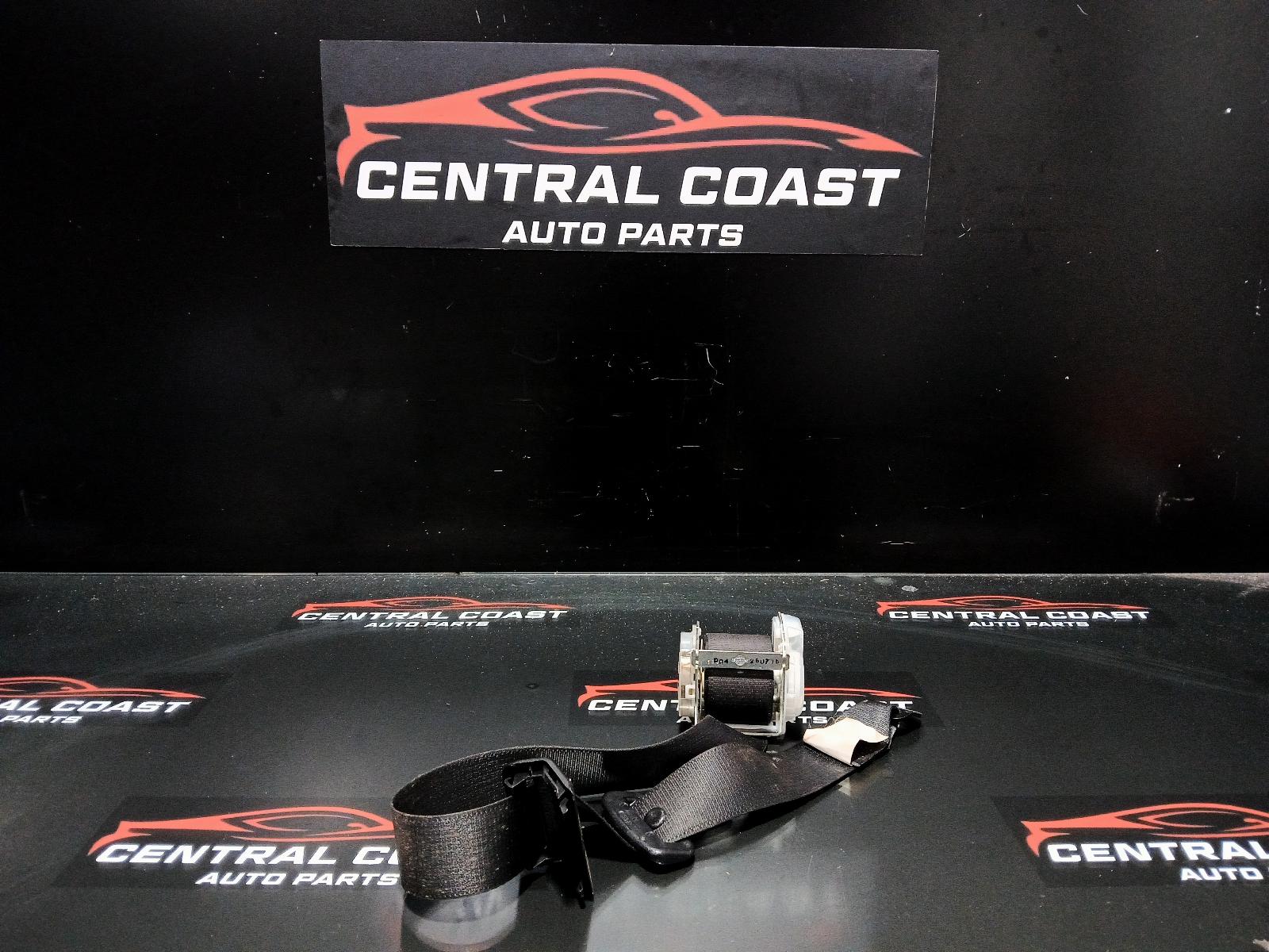 View Auto part Seatbelt/Stalk Toyota Camry 2016