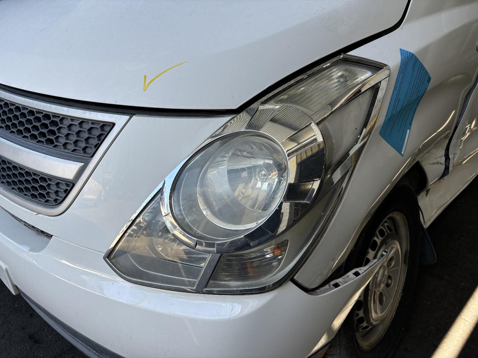 2011 Hyundai Iload/imax Jack/Tool Kit View Auto part Jack/Tool Kit Hyundai Iload/imax 2011