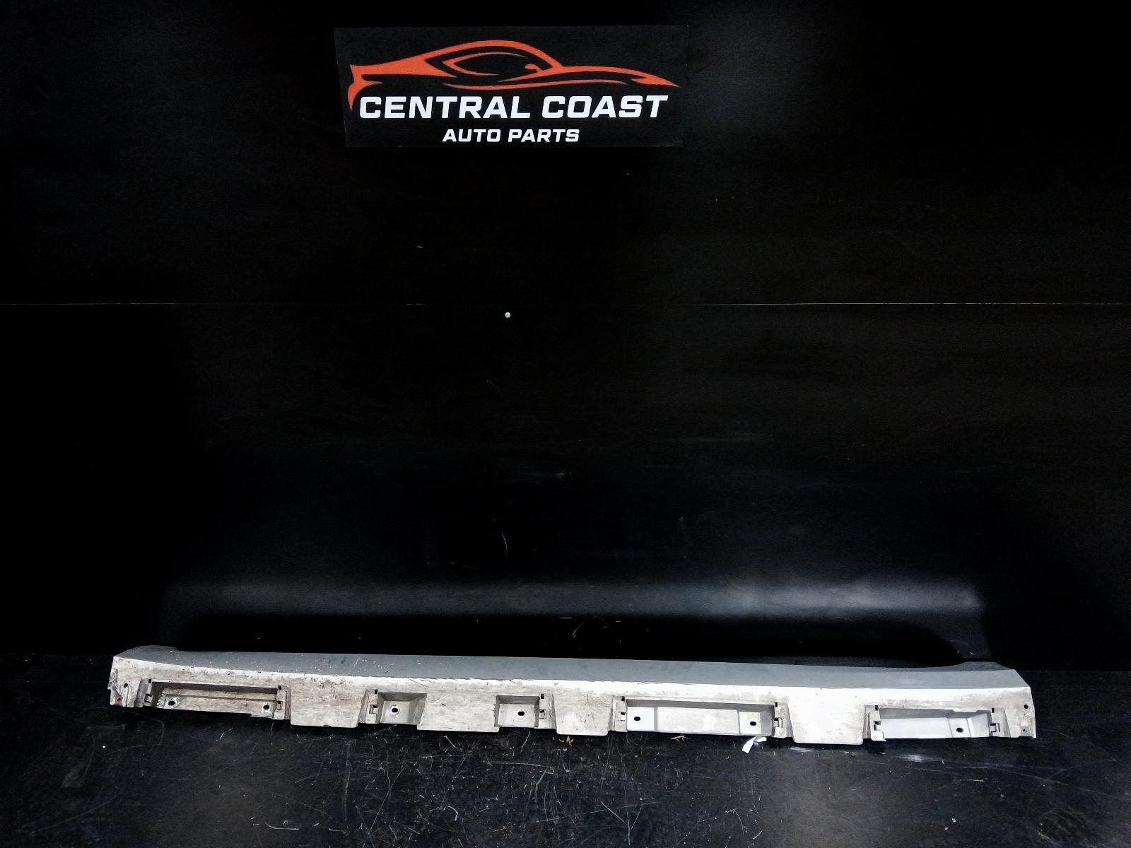 View Auto part Side Step/Skirt Toyota Camry 2016