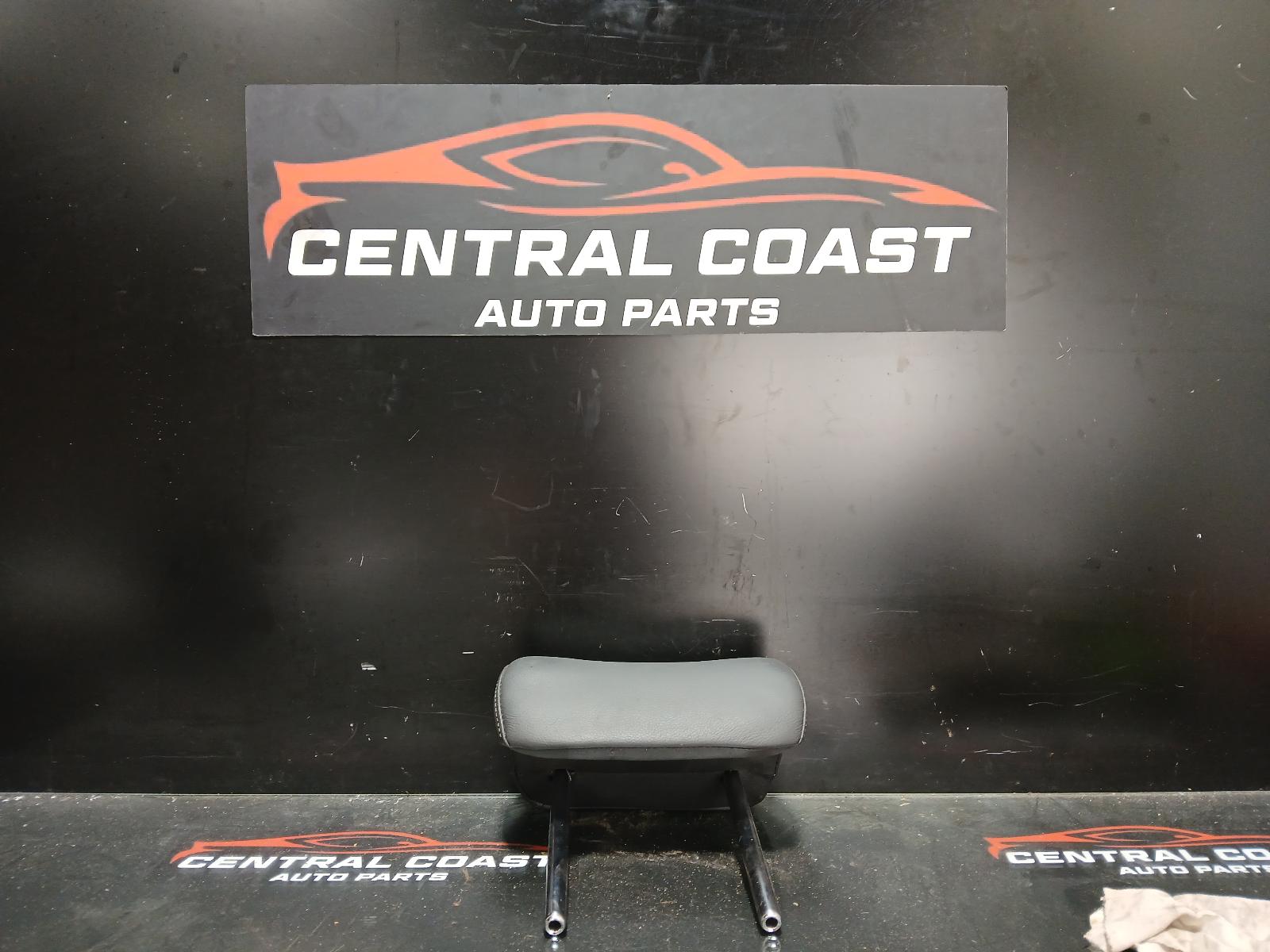View Auto part Headrest Hyundai Tucson 2017