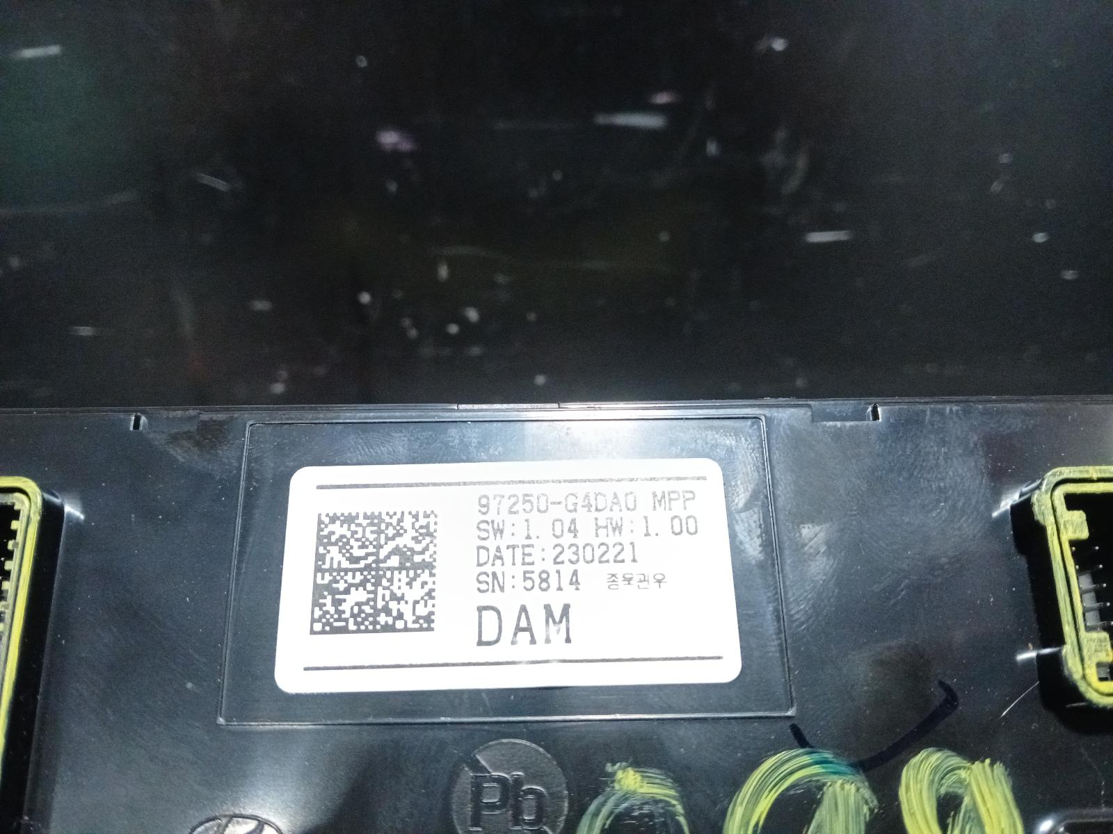 View Auto part Heater/Ac Controls Hyundai I30 2023