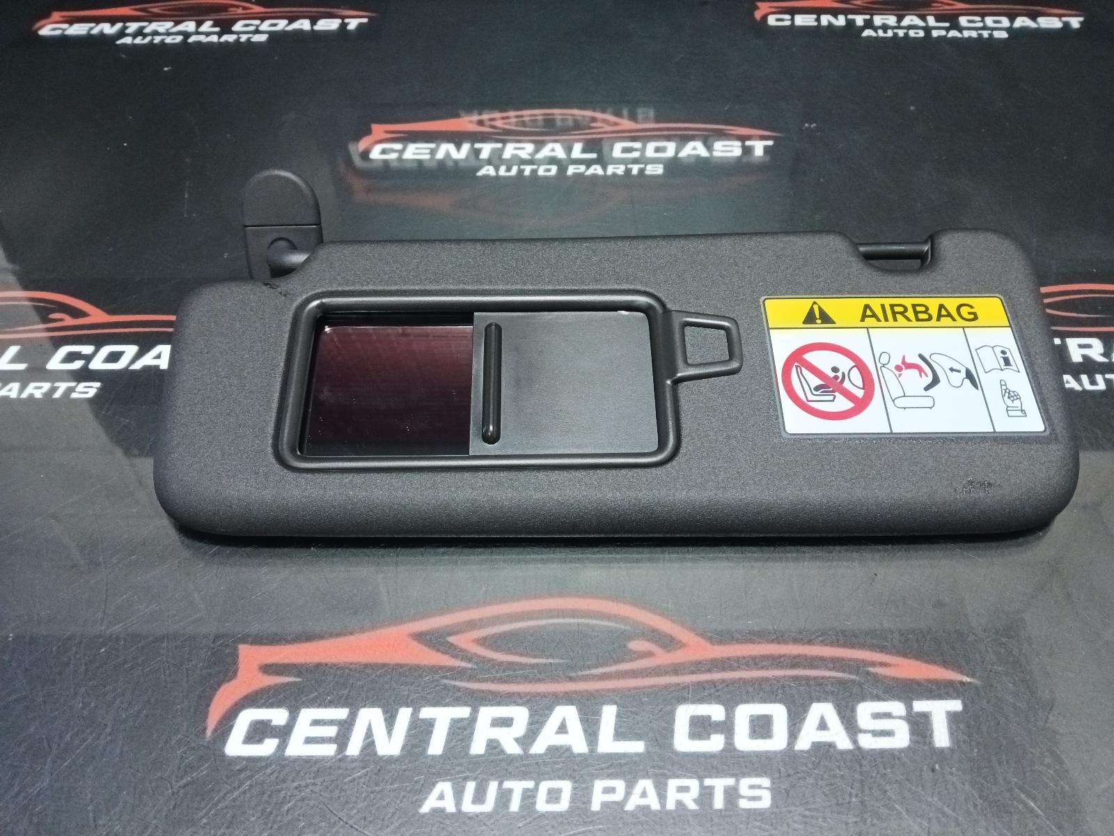 View Auto part Sunvisor Hyundai I30 2023