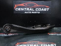 View Auto part Right Rear Trailing Arm Hyundai I30 2023