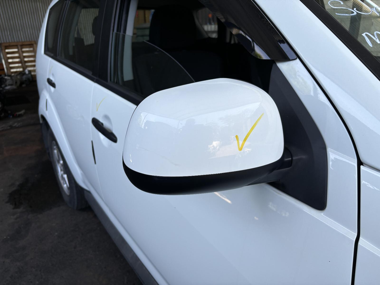 View Auto part Bonnet Mitsubishi Outlander 2010