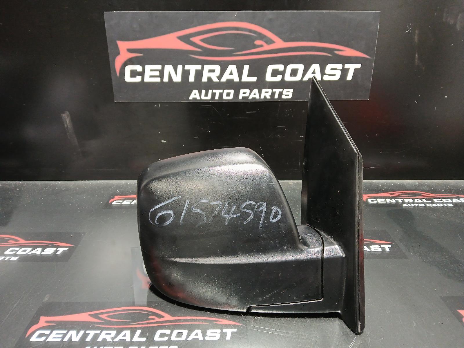View Auto part Right Door Mirror Hyundai Iload/imax 2021