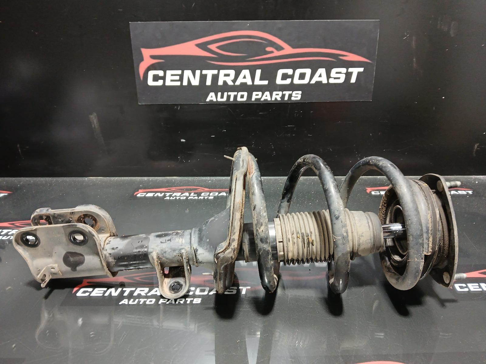 View Auto part Right Front Strut Hyundai Iload/imax 2021