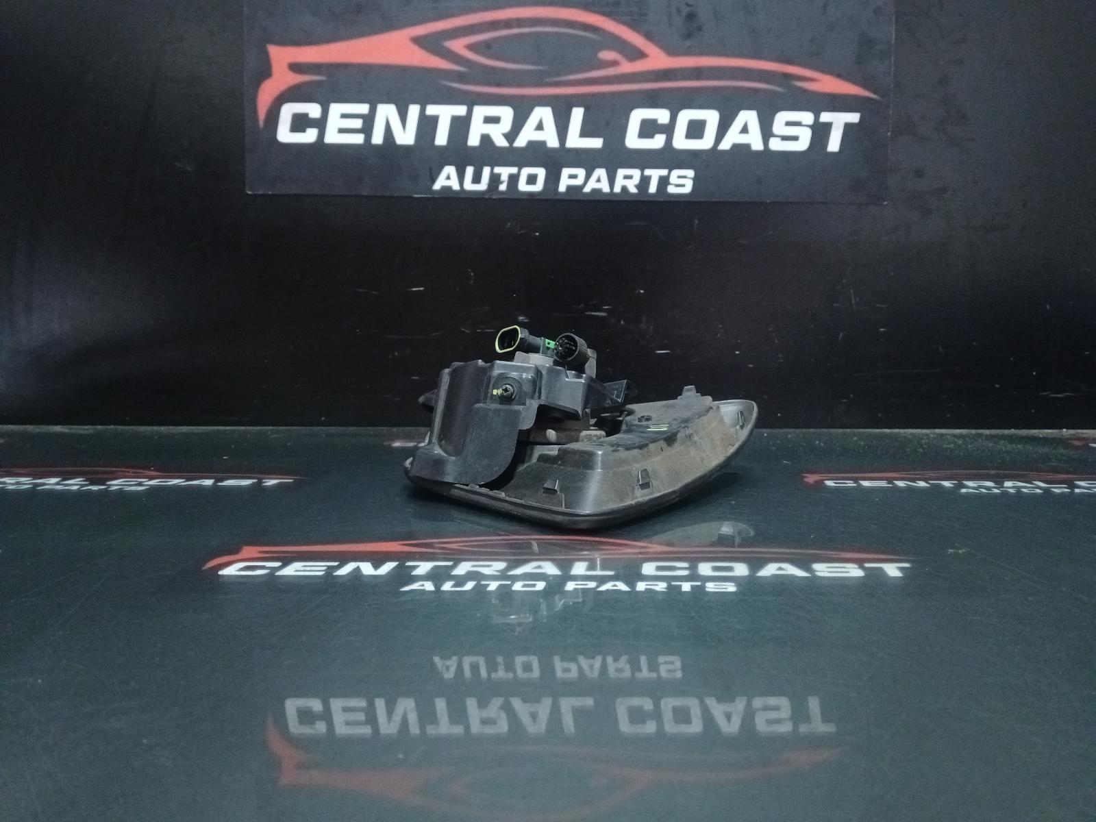 2012 Mazda Cx5 Left Indicator/Fog/Side View Auto part Left Indicator/Fog/Side Mazda Cx5 2012