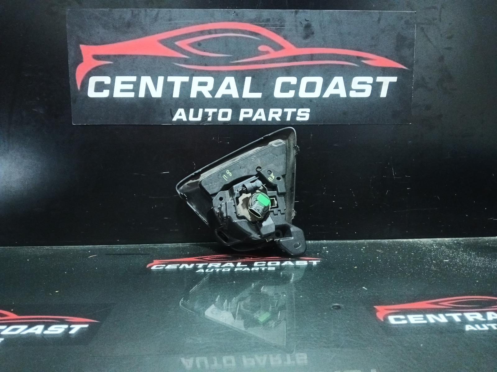 View Auto part Right Indicator/Fog/Side Mazda Cx5 2012