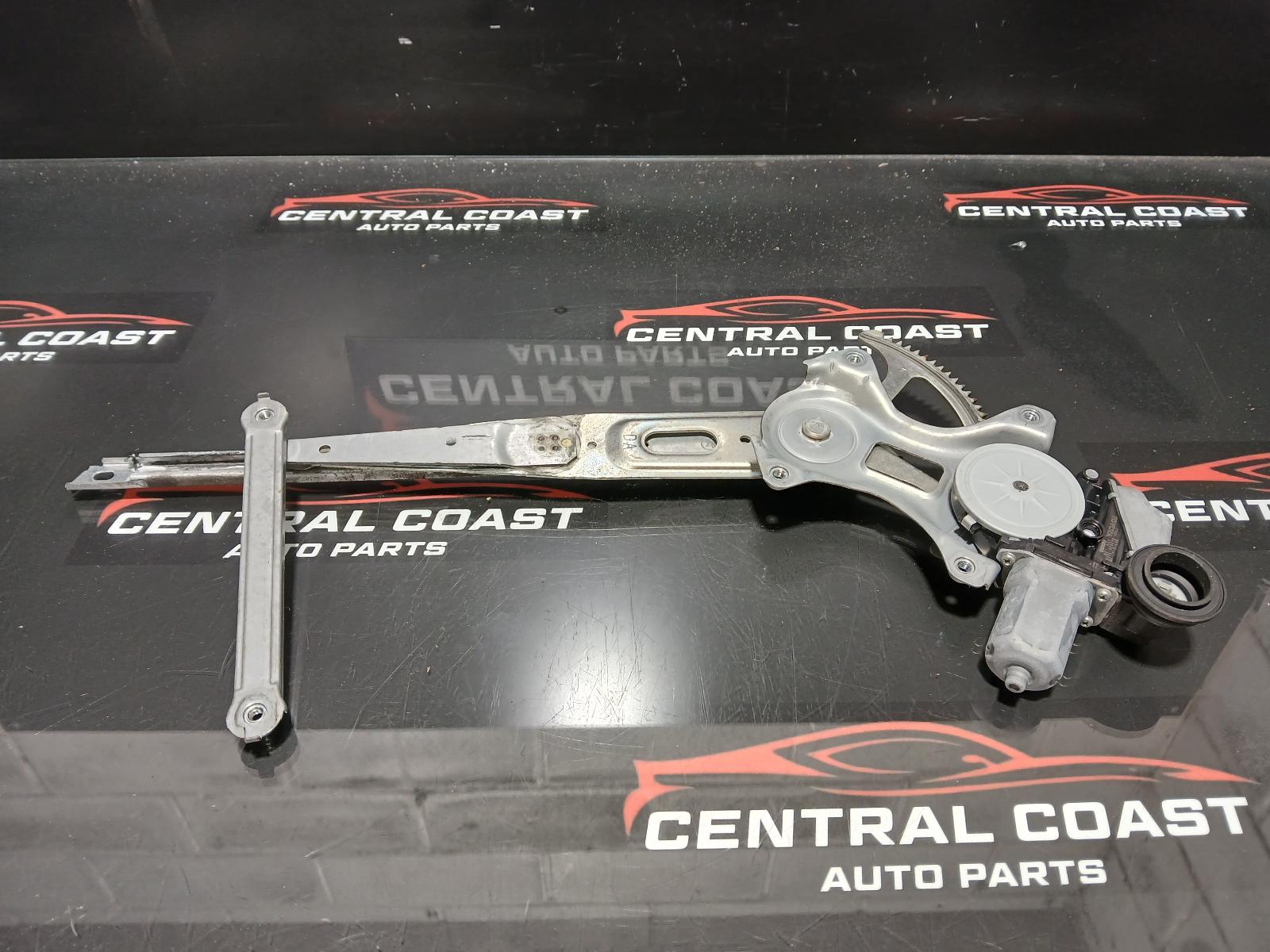 View Auto part Right Front Window Reg/Motor Toyota Rav4 2017
