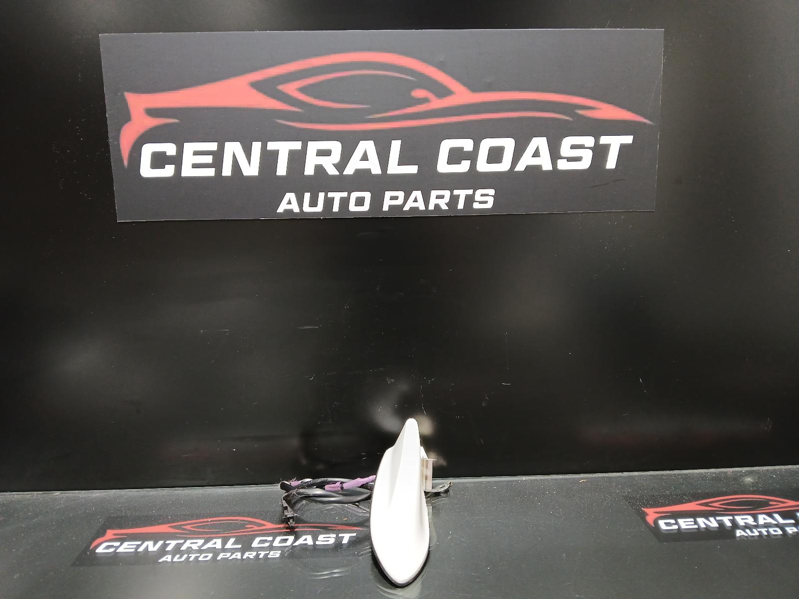 View Auto part Antenna Toyota Rav4 2017