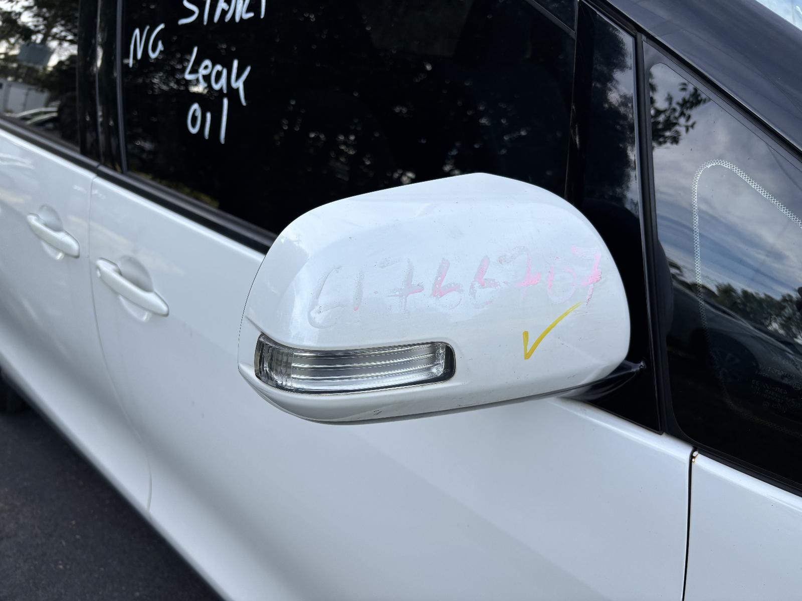 2016 Toyota Tarago Bootlid/Tailgate View Auto part Bootlid/Tailgate Toyota Tarago 2016
