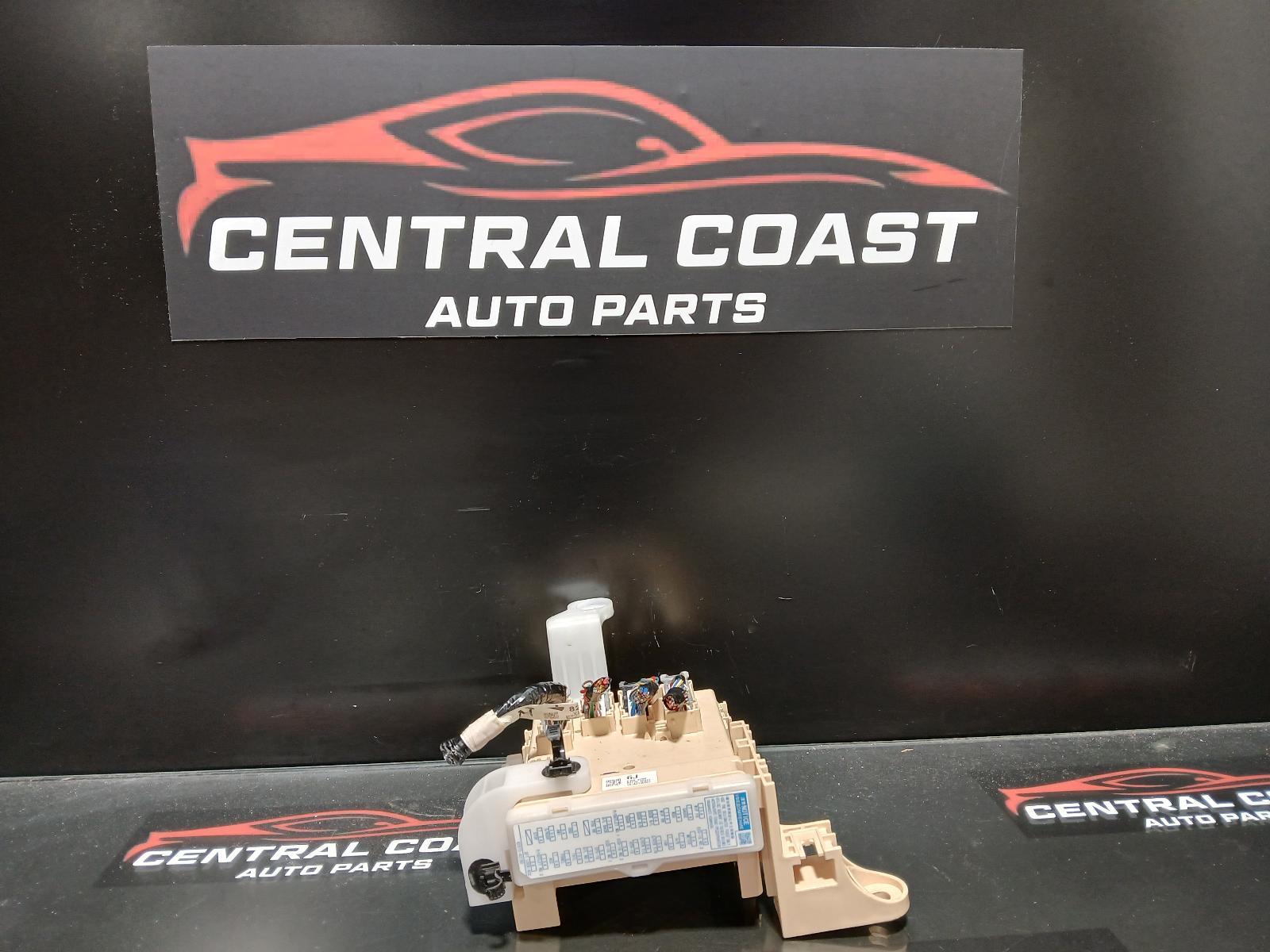 View Auto part Fuse Box Toyota Rav4 2017