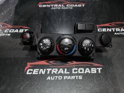View Auto part Heater/Ac Controls Hyundai Iload/imax 2011