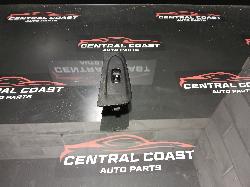View Auto part Pwr Dr Wind Switch Hyundai Iload/imax 2011