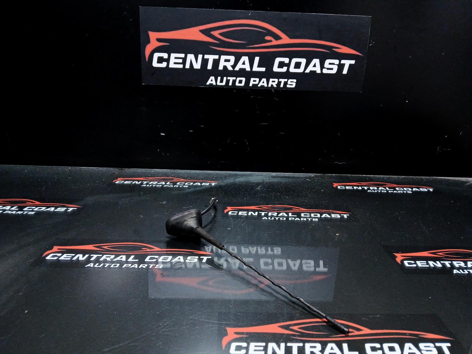 View Auto part Antenna Nissan Navara 2019