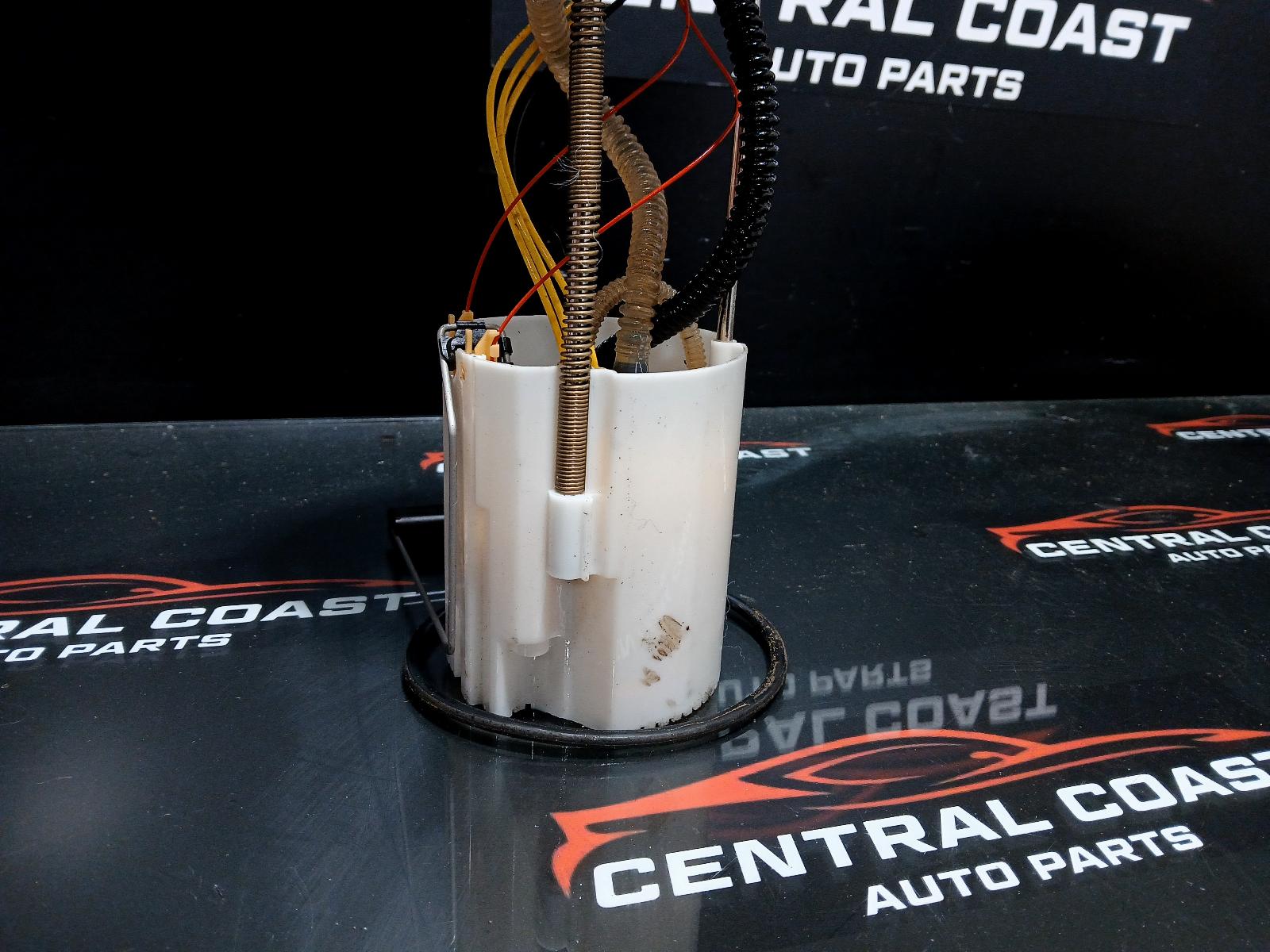 View Auto part Fuel Pump Nissan Navara 2019