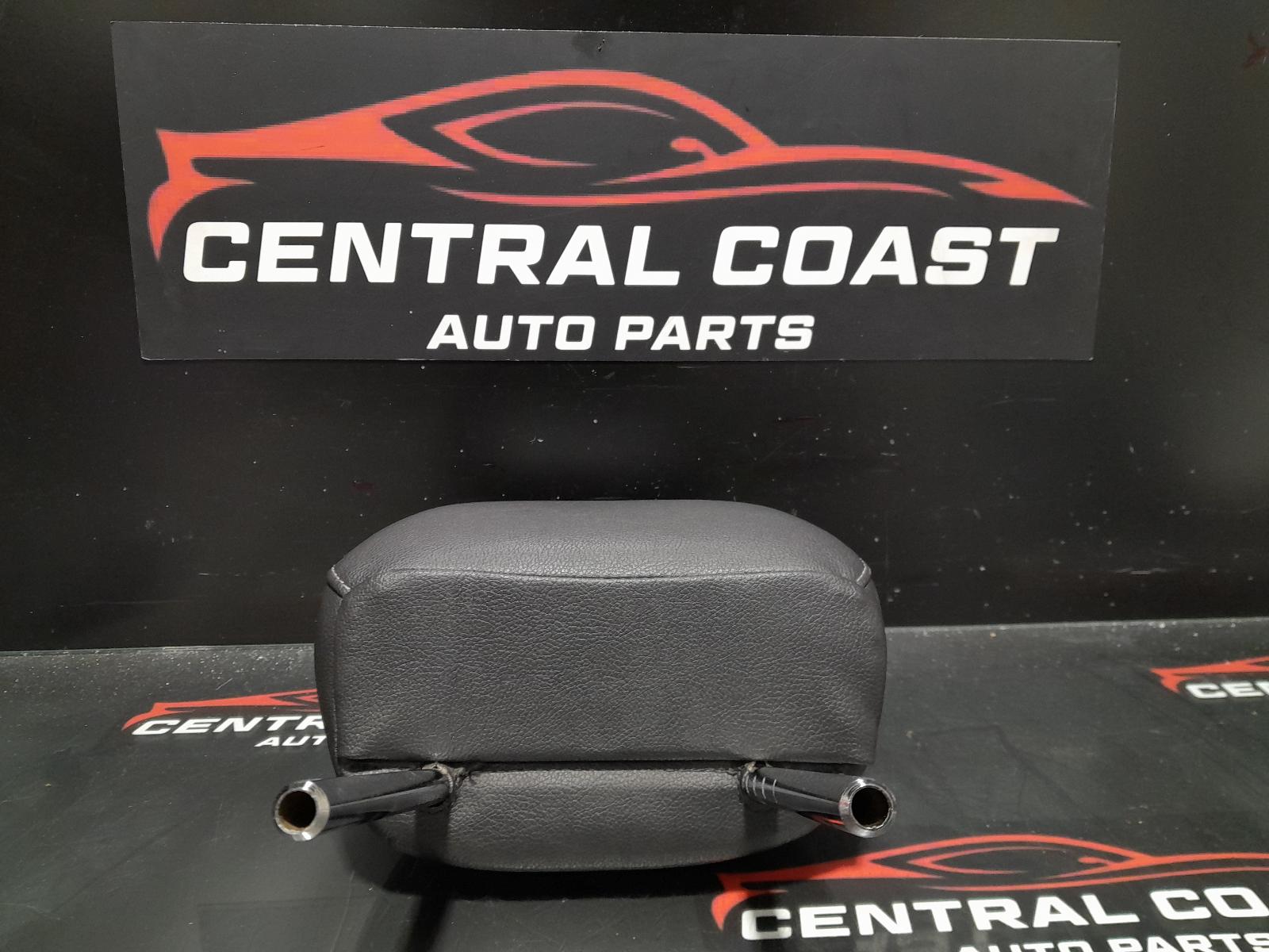 View Auto part Headrest Nissan Navara 2019