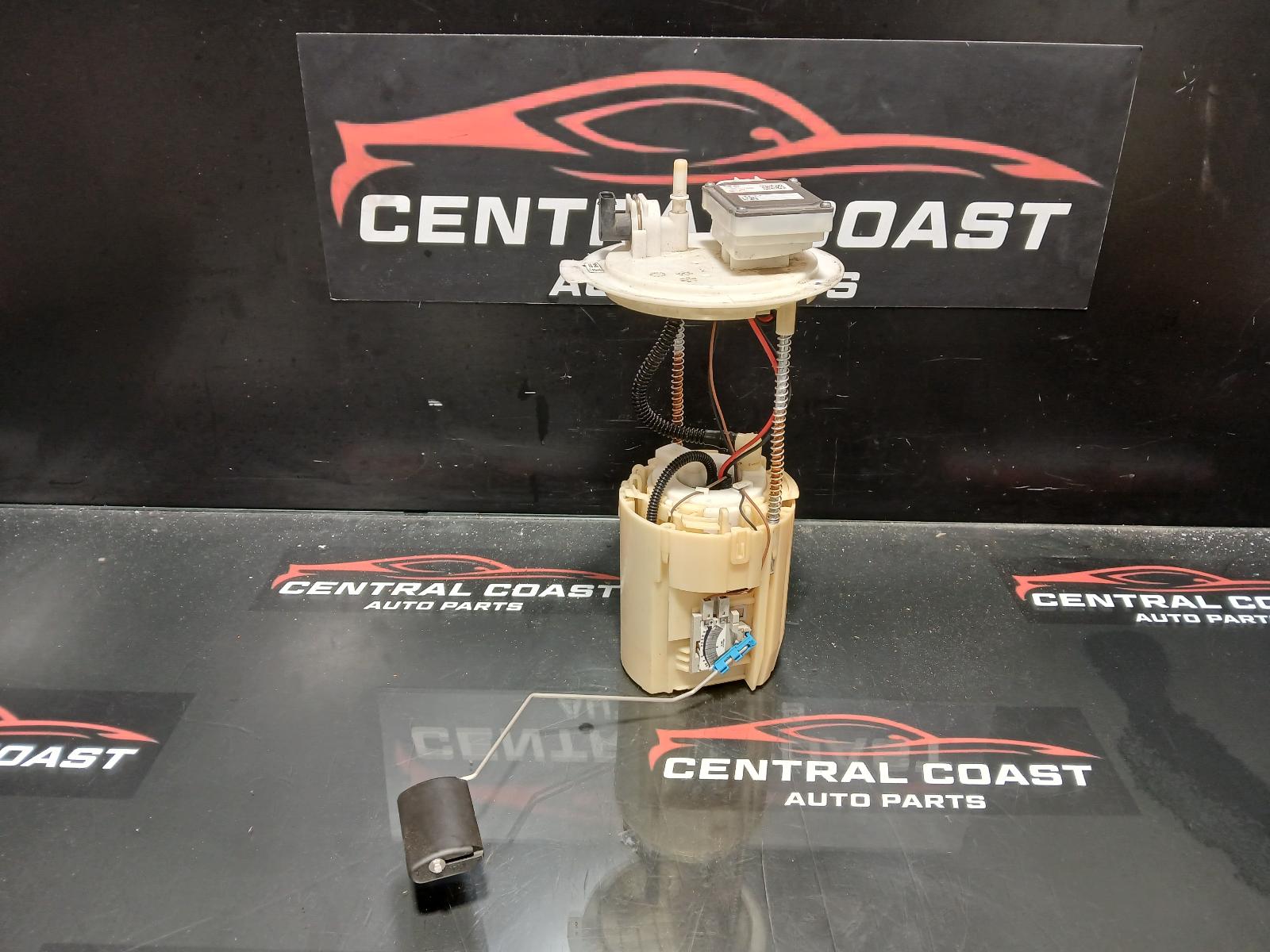 View Auto part Fuel Pump Hyundai Tucson 2016