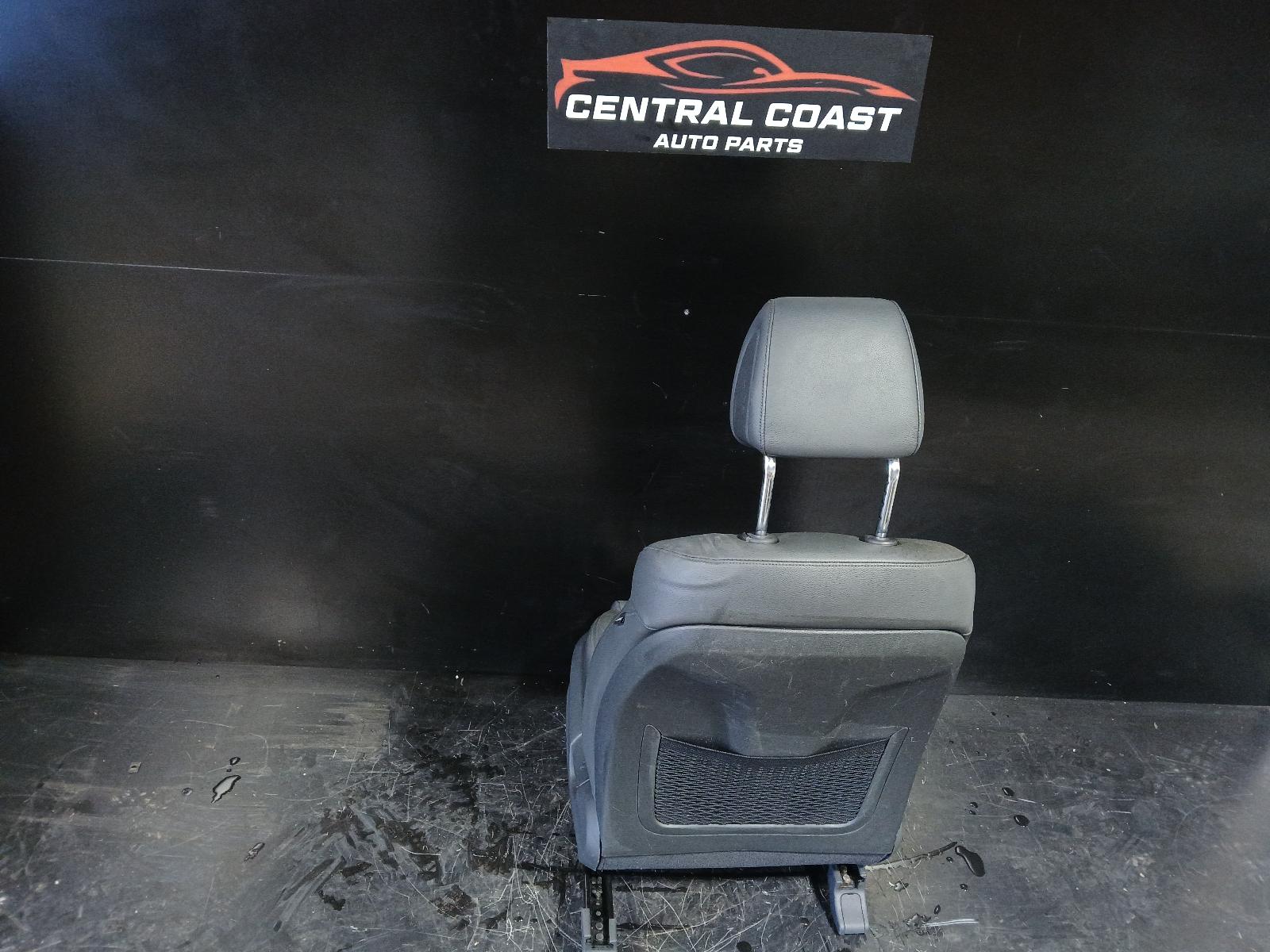 View Auto part Front Seat Hyundai Tucson 2016