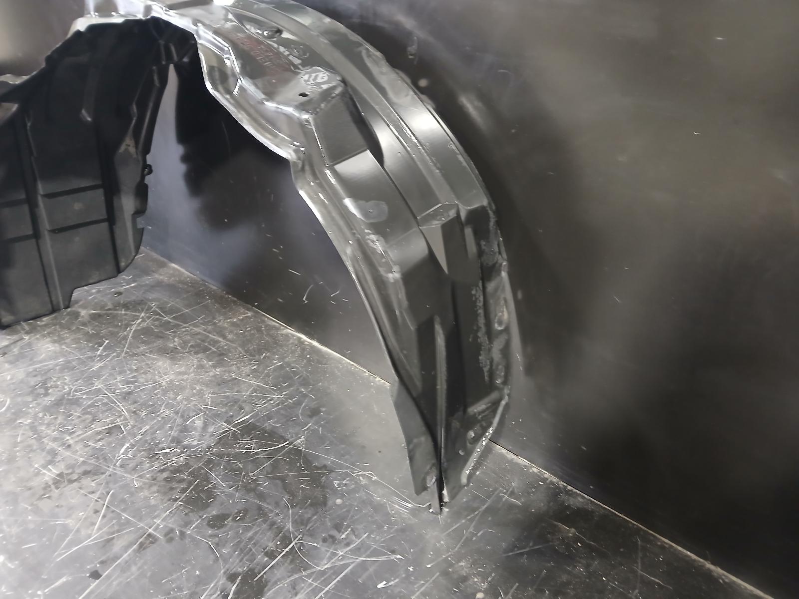 View Auto part Right Guard Liner Mitsubishi Outlander 2010