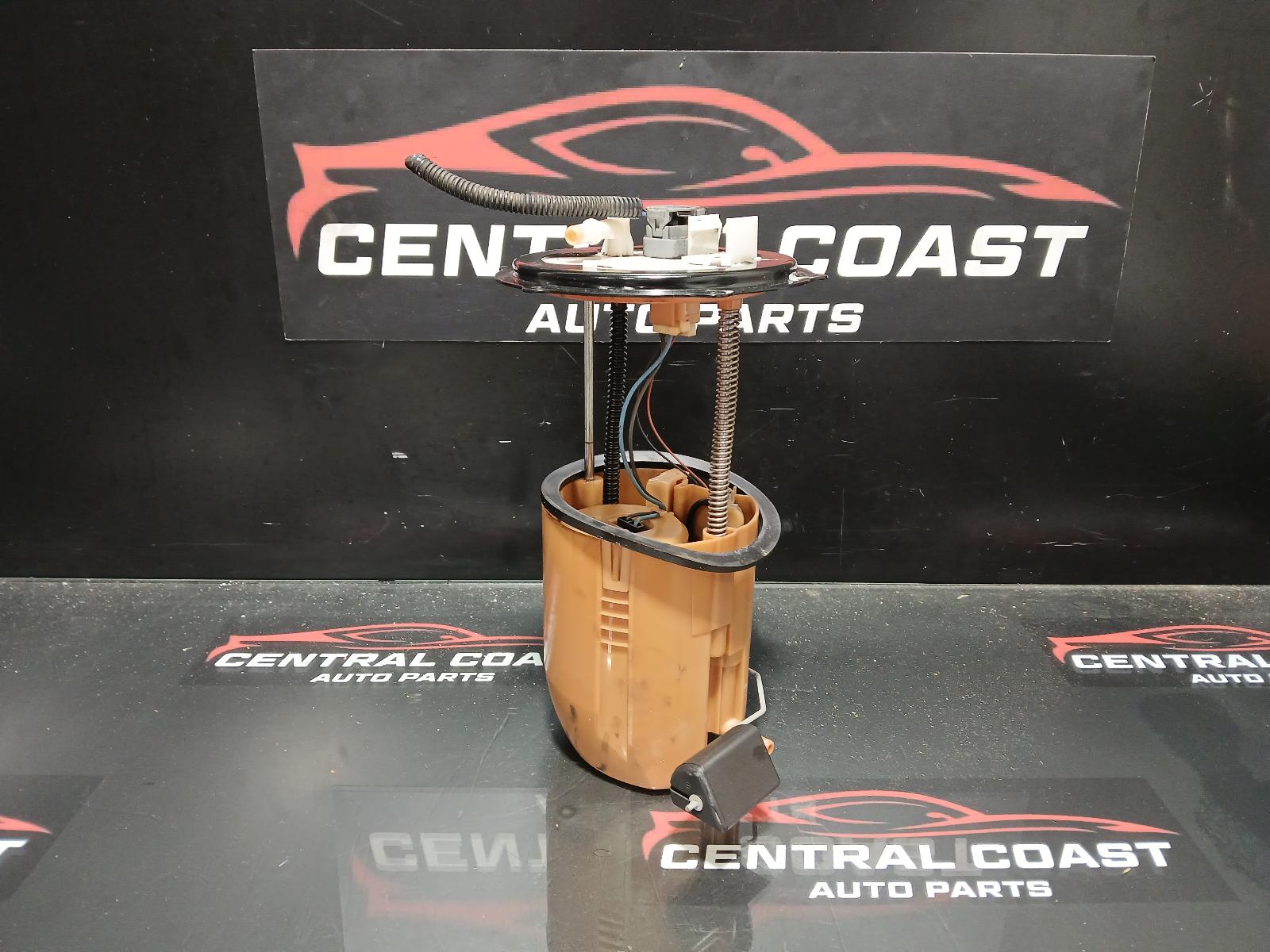 View Auto part Fuel Pump Mitsubishi Outlander 2010