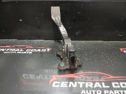 View Auto part Pedal Assembly Mitsubishi Outlander 2010