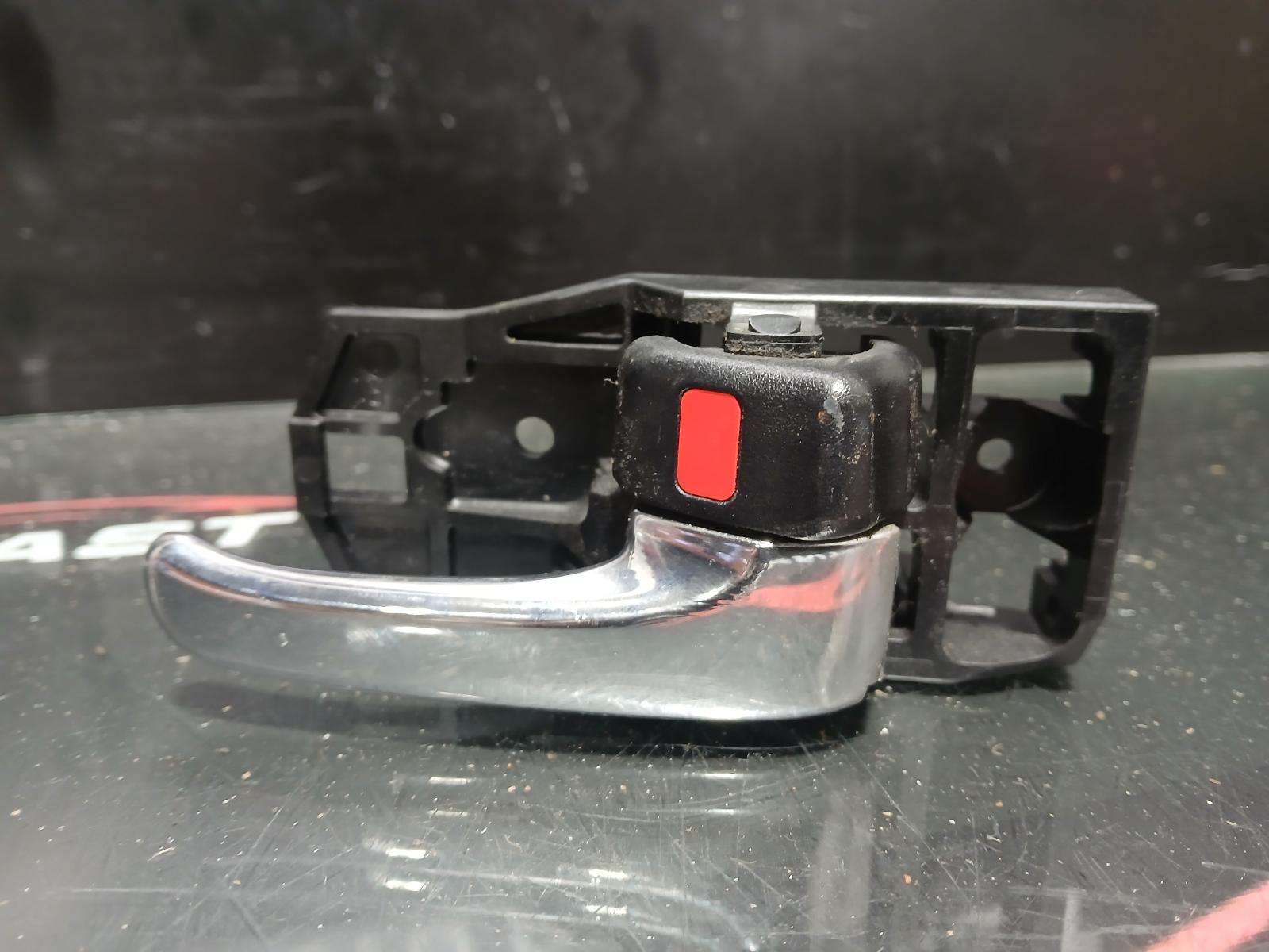 1999 Lexus Is200/is300 Door Handle View Auto part Door Handle Lexus Is200/is300 1999