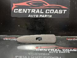 View Auto part Pwr Dr Wind Switch Lexus Is200/is300 1999