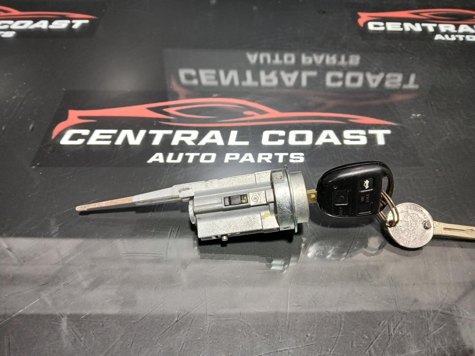 1999 Lexus Is200/is300 Ignition W/ Key View Auto part Ignition W/ Key Lexus Is200/is300 1999