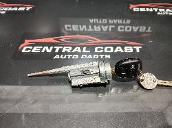View Auto part Ignition W/ Key Lexus Is200/is300 1999