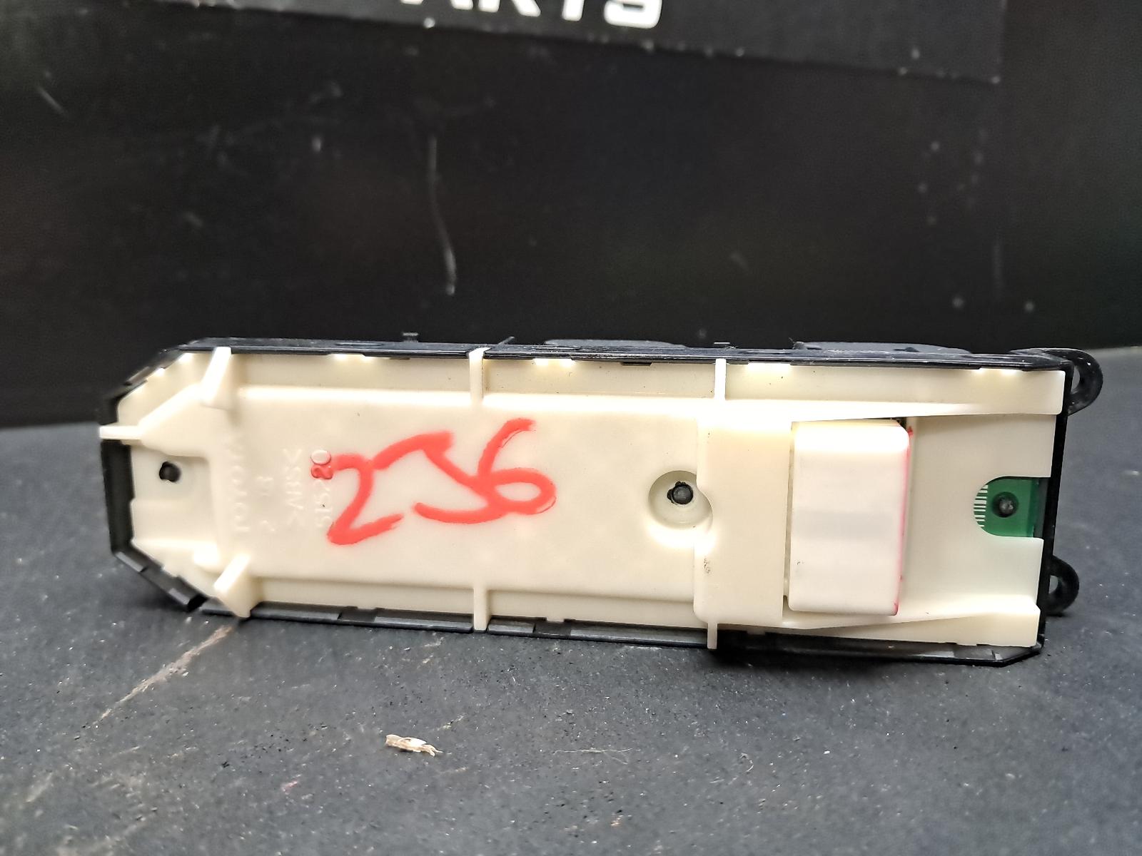 2016 Toyota Tarago Pwr Dr Wind Switch View Auto part Pwr Dr Wind Switch Toyota Tarago 2016