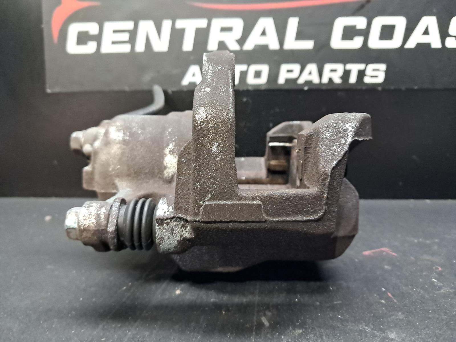 View Auto part Caliper Toyota Tarago 2016