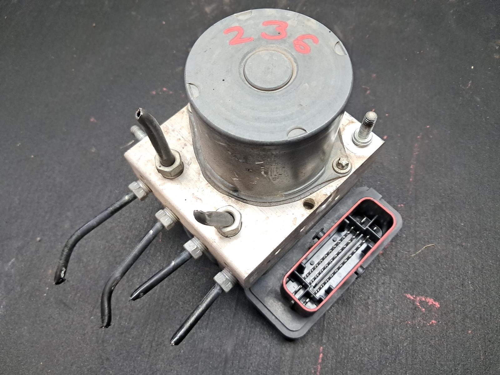 View Auto part Abs Pump/Modulator Toyota Tarago 2016