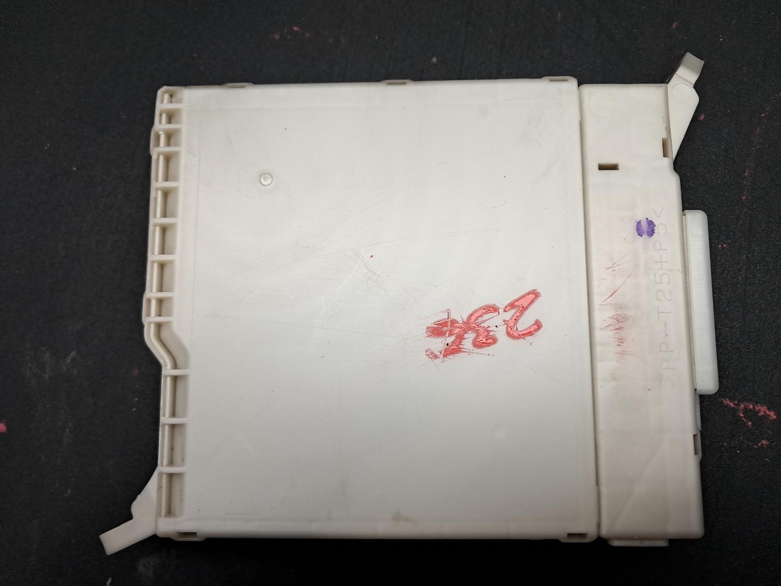 View Auto part Fuse Box Toyota Tarago 2016