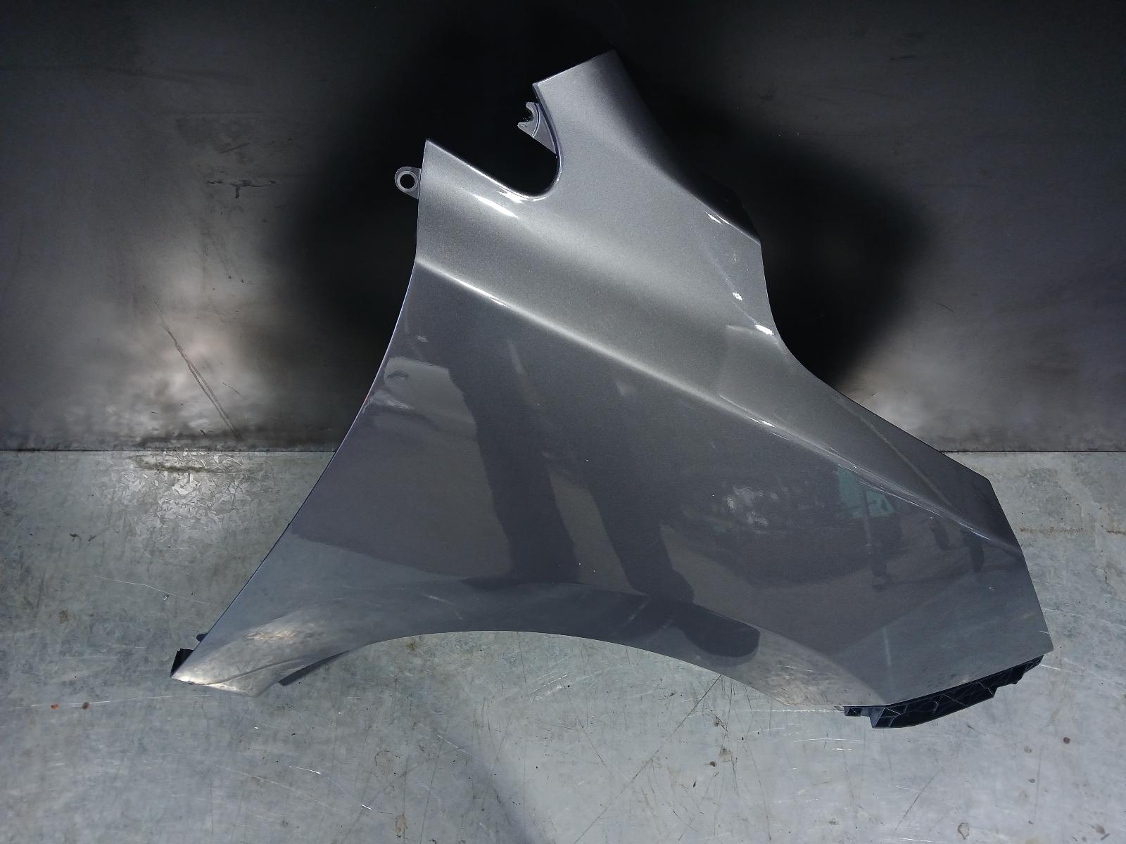 View Auto part Right Guard Hyundai Ix35 2014