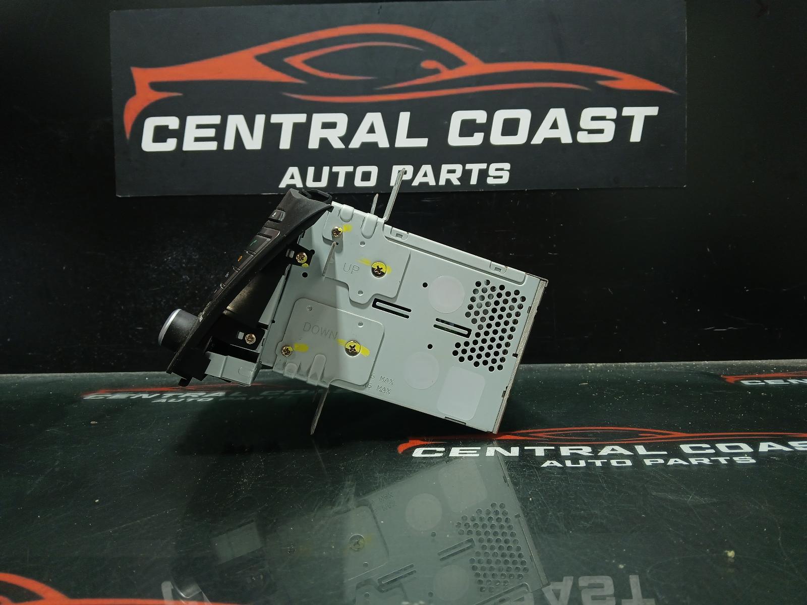 2014 Hyundai Ix35 Radio/Cd/Dvd/Sat/Tv View Auto part Radio/Cd/Dvd/Sat/Tv Hyundai Ix35 2014