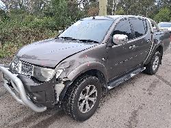 View Auto part Wheel Mag Mitsubishi Triton 2013