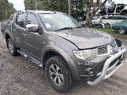 View Auto part Abs Sensor Mitsubishi Triton 2013