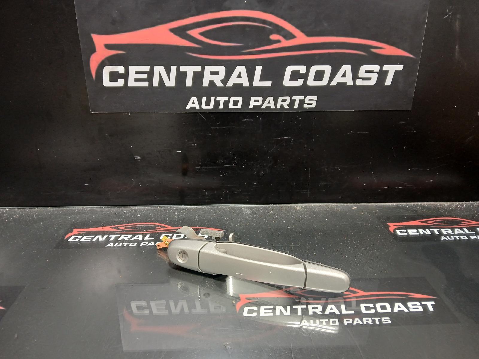 1999 Lexus Is200/is300 Door Handle View Auto part Door Handle Lexus Is200/is300 1999