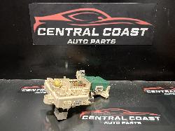 View Auto part Fuse Box Lexus Is200/is300 1999