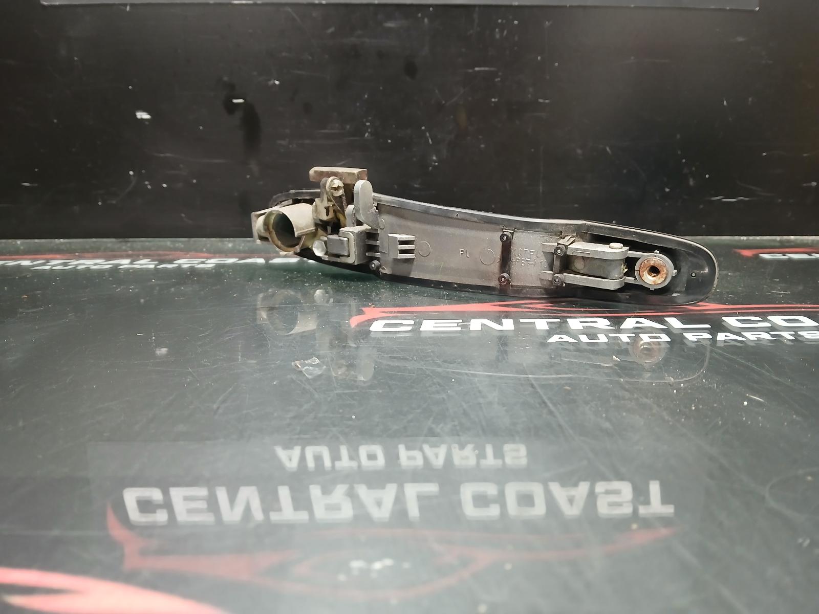 1999 Lexus Is200/is300 Door Handle View Auto part Door Handle Lexus Is200/is300 1999