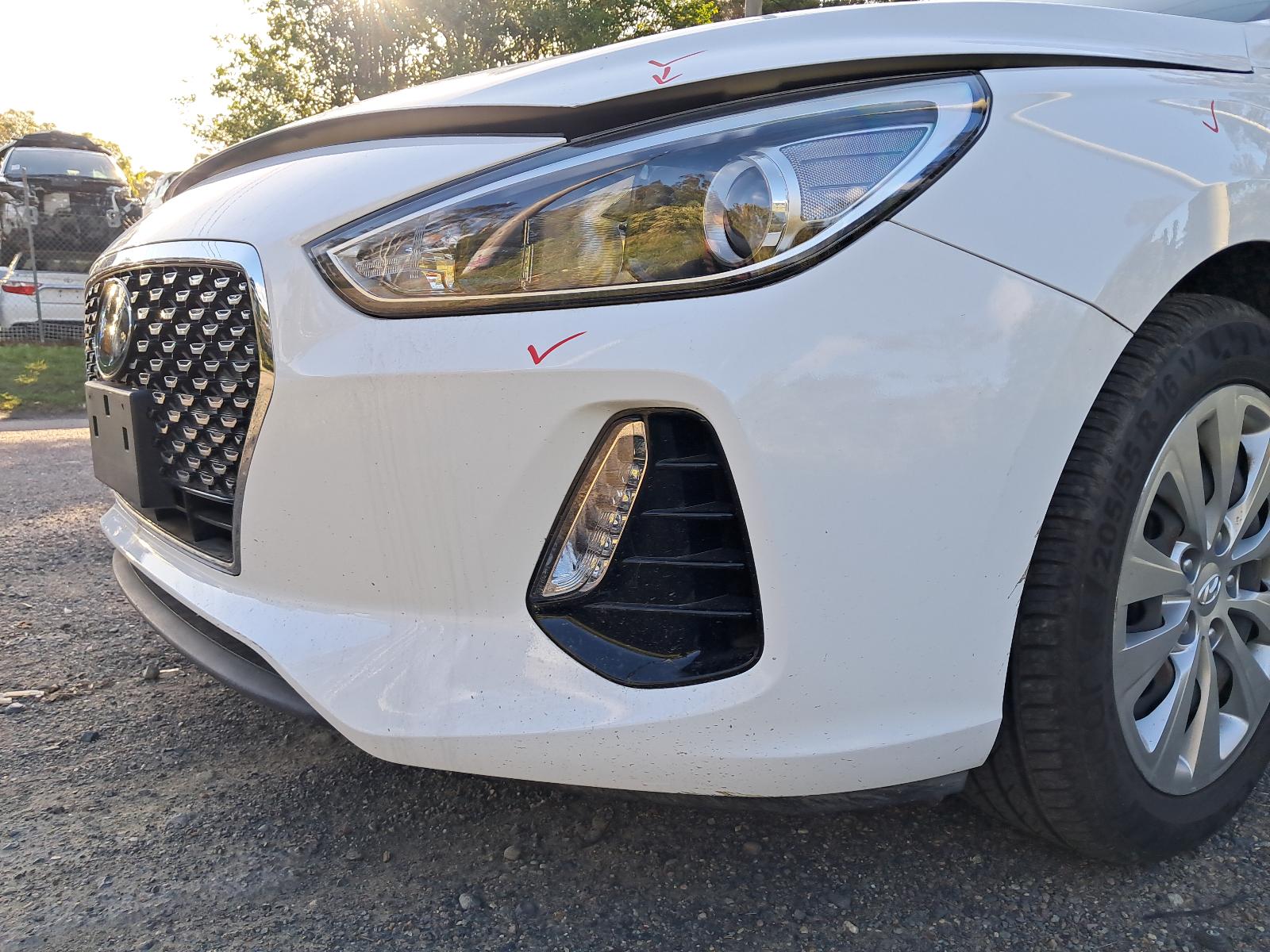 View Auto part Side Step/Skirt Hyundai I30 2019