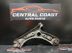 View Auto part Right Front Lower Control Arm Kia Cerato 2019
